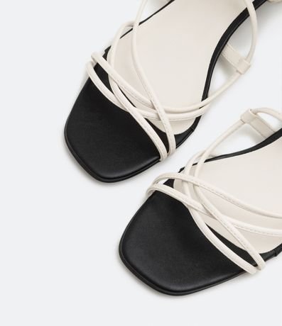 Sandália de Tiras con Lazo y Tacón Geométrico 2