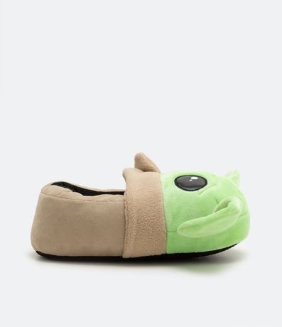 Pantufla Cierrada con Estampado 3D del Baby Yoda 2