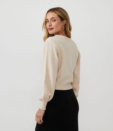 Campera en Punto Diferenciados en el Busto y Manga 3