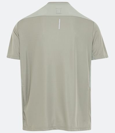 Remera Deportiva con Tecnología Dry e Detalles Reflectantes 8