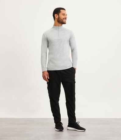 Remera Deportiva Térmica con Cremallera en el Cuello y Recortes 2