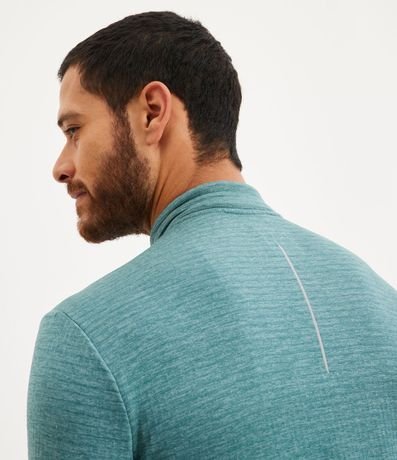 Remera Térmica Deportiva Acanalada y Cuello con Cierre 6