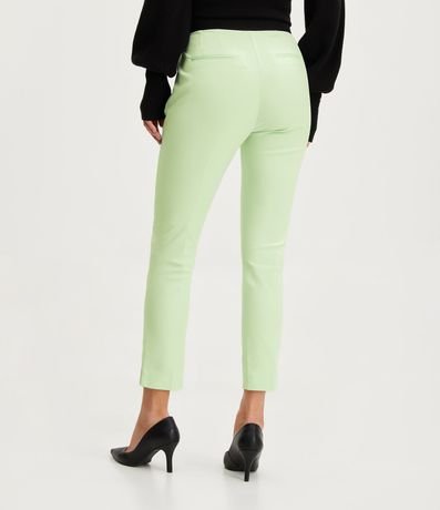 Pantalón Sastrería con Bolsillos Detanteros Sin Estampa 3