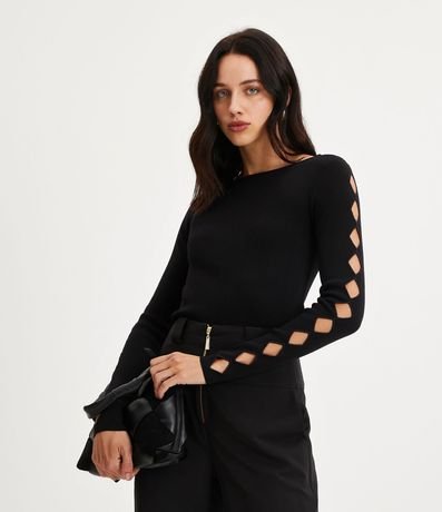 Blusa en Punto con Cuello Canoa y Recortes en las Mangas 1