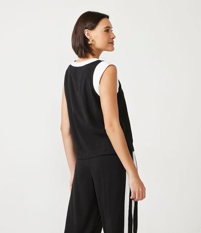 Blusa en Viscosa con Sisa Contrastante 3