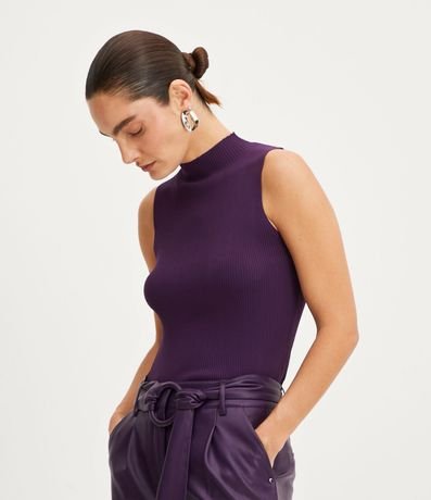 Blusa Musculosa Básica de Punto con Cuello Alto 4