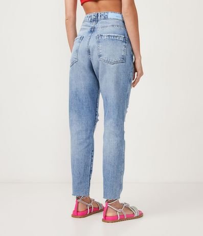 Pantalón Mom en Jeans con Doble Bolsillos y Desgastes 3