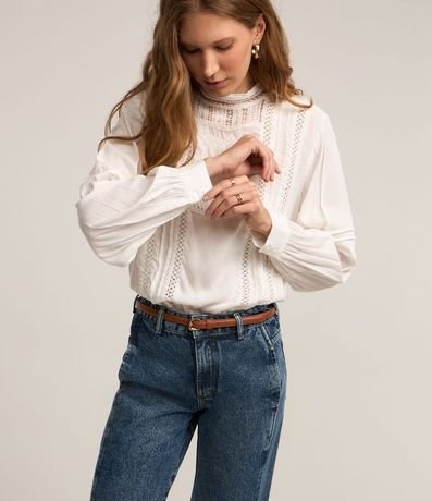 Blusa Bata en Viscosa con Detalles Delanteros 4