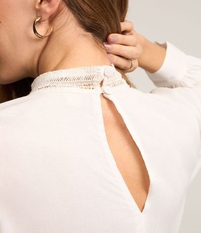 Blusa Bata en Viscosa con Detalles Delanteros 5