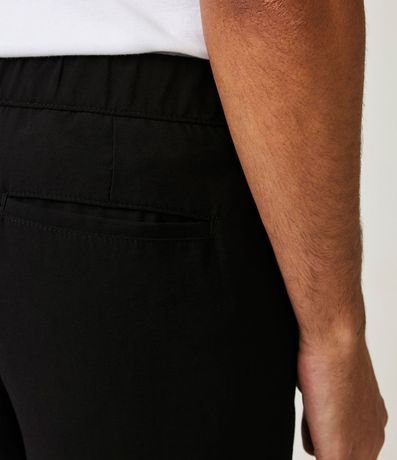 Pantalón Slim Cropped en Viscosa con Cintura Elástica y Pliegas Delanteras 5