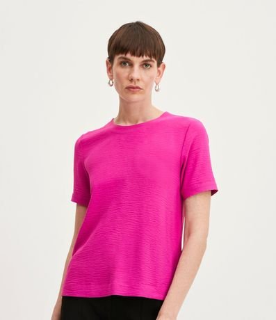 Blusa con Aberturas y Detalles de Pespuntes