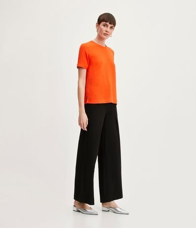Blusa con Aberturas y Detalles de Pespuntes 2