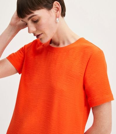 Blusa con Aberturas y Detalles de Pespuntes 4