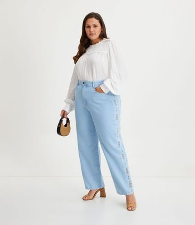 Pantalón Recto Jeans Delavé con Recorte y Bordado Lateral Curve & Plus Size 1
