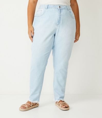 Pantalón Mom Jeans Delavê con Zig Zag en la Cinturilla y Terminación Deshilachada Curve & Plus Size 1
