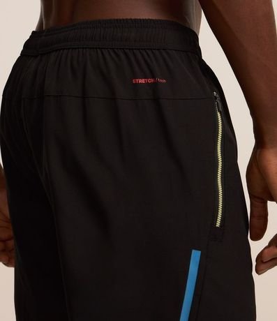 Bermuda Deportiva sin Estampado con Detalles de Colores 5