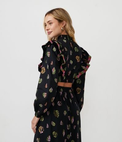 Blusa en Tricolina con Estampado de Hojas y Volado con Bordado 3