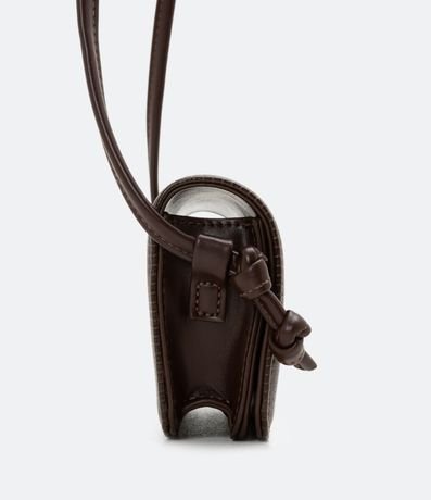 Billetera Sobre con Asa Transversal y Textura Croco 2