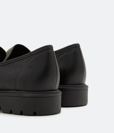 Zapato Loafer con Detalle en Cadena 3