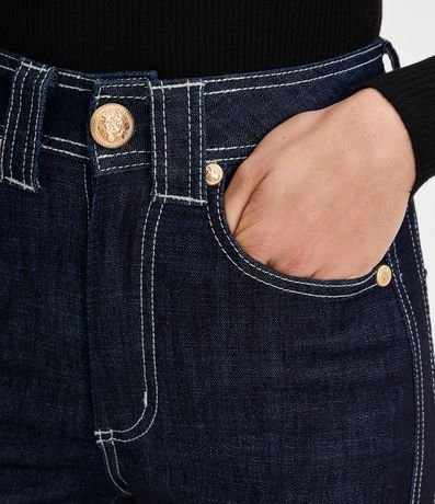 Pantalón Skinny Jeans con Cintura Média y Botón de Escudo 4