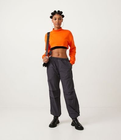 Buzo Cropped en Algodón con Cuello Alto y RIbana en el Puño 2