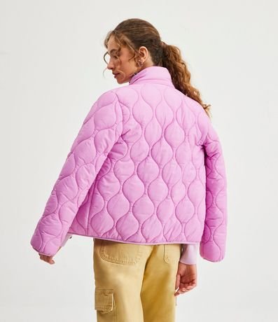 Campera en Poliamida con Cuello Alto y Textura Capitoneada 3