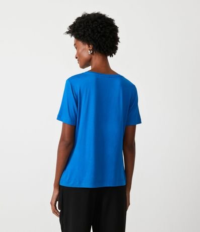 Blusa Básica en Viscosa con Escote V 3