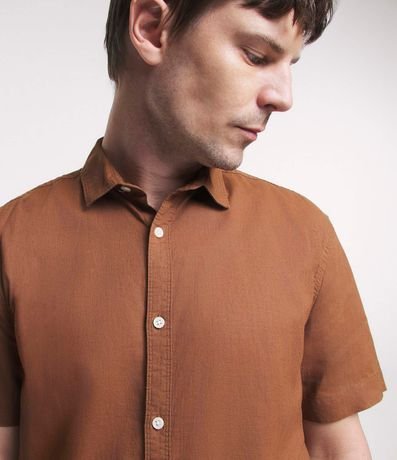 Camisa Comfort Básica en Lino con Manga Corta 6