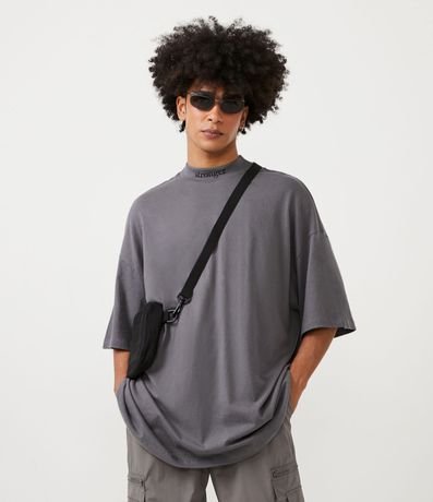 Remera Oversized en Algodón con Bordado Stronger en el Cuello 1