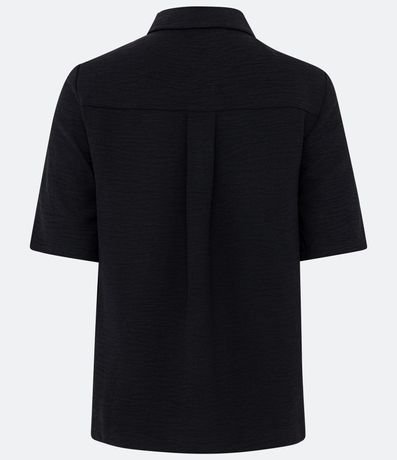 Camisa Texturizada con Bolsillos Delanteros y Botones Diferenciados 2