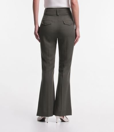 Pantalón Flare Cintura Alta en Viscosa con Hebilla en la Trabilla 3