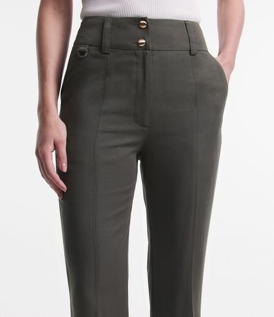 Pantalón Flare Cintura Alta en Viscosa con Hebilla en la Trabilla 4