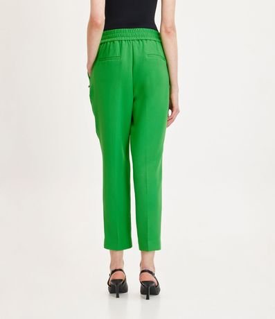 Pantalón Carrot Sastrería en Crepé Texturizado con Bolsillos 3