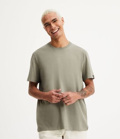Remera Comfort Básica en Tejido Texturizado 3