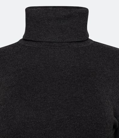 Suéter en Punto con Cuello Alto Estructurado 7