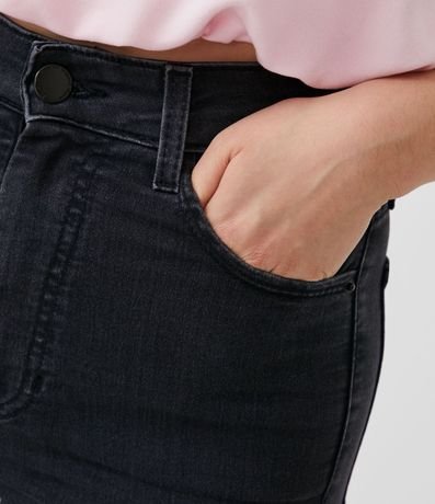 Pantalón Skinny Cintura Alta en Jeans Desteñido con Bolsillos 4