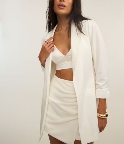 Blazer Largo Sastrería en Crepé con Manga Arrugada 3
