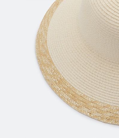 Sombrero de Playa con Ala Grande y Borde con Detalle en Paja 4