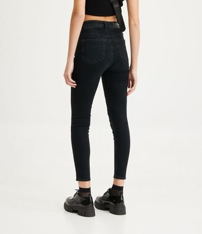Pantalón Skinny Cintura Alta en Jeans con Bolsillos 3