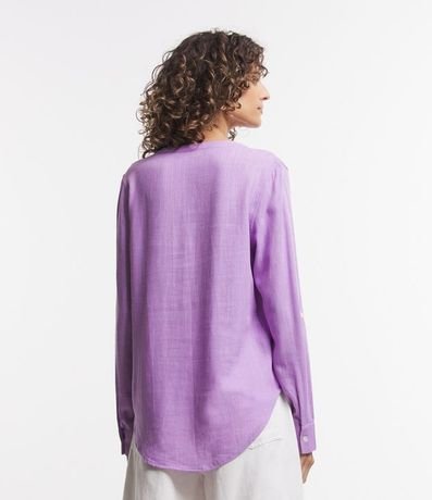 Camisa en Viscolino con Escote V 5