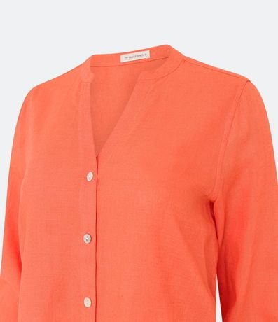Camisa en Viscolino con Escote V 8