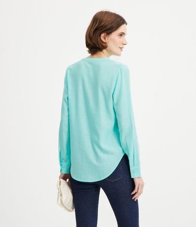 Camisa en Viscolino con Escote V 3