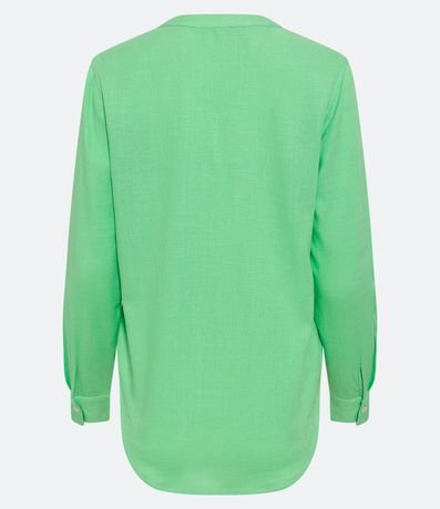 Camisa en Viscolino con Escote V 8