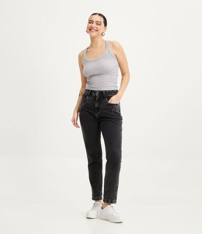 Pantalón Mom Jeans con Bolsillo Diferenciado y Detalle de Costuras 1
