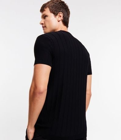 Remera Manga Corta en Viscosa Texturizada 4