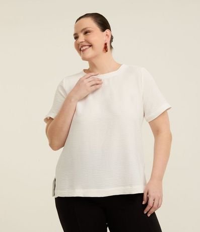 Blusa Manga Corta Texturizada con Detalle en el Cuello Curve & Plus Size