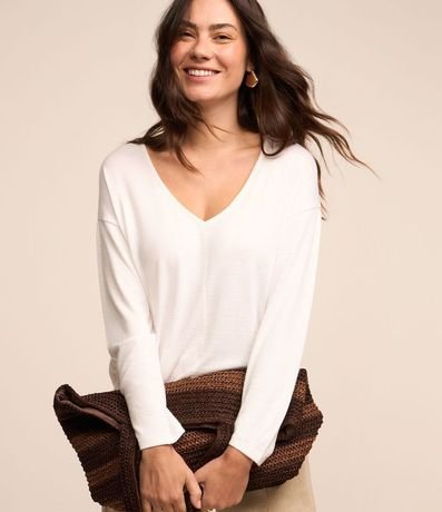 Blusa en Media Malla Texturizada con Escote V 1