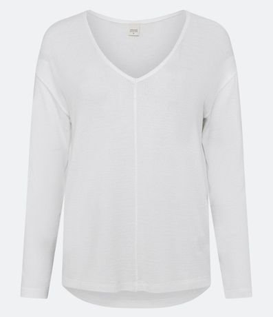 Blusa en Media Malla Texturizada con Escote V 6