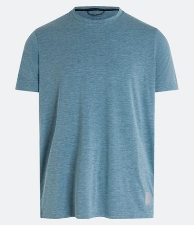 Remera Regular Deportiva en Dry Fit con Etiqueta en el Bajo