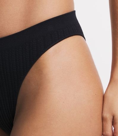 Bombacha Bikini en Poliamida con Lateral Mediano y Textura Acanalada 3